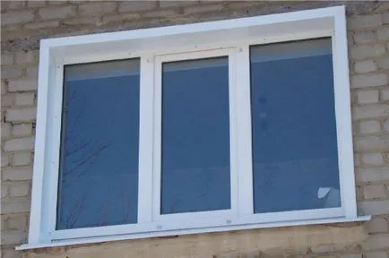 Hogyan díszítik a lejtők az ablakokat kívül és belül, mint a legjobb burkoló keret, kézikönyv, videó és fotók