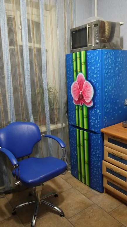 Decoupage szalvéták hűtőszekrény, levegő ecset, film
