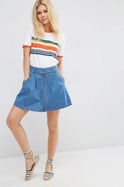 Denim kiszélesedő szoknya - egy praktikus dolog, minden nap