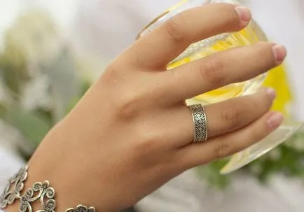 Ősi elvarázsol és medálok értékük (osztályokon) Ősi amulettek és varázsa értékük