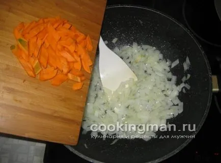 Cukkini párolt (hagyma, sárgarépa, paradicsom és paprika) - főzés férfiak