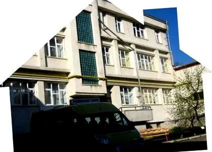 speciális