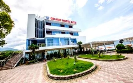 hotel grand