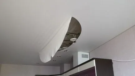 Hogyan és mit lehet közelről a lyukat a feszültség mennyezet - tippek video (a feszültség) Hogyan és mit lehet közelről a lyukat a feszültség mennyezet - videóval tippek