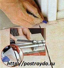 Hogyan ragasztó a csempe a padlón, postroydo
