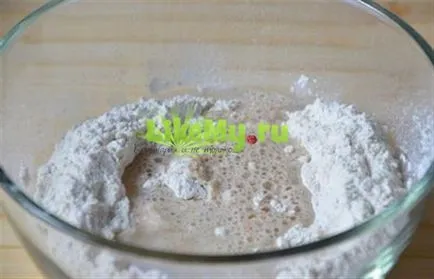 Hogyan kell kenyeret sütni otthon a sütőben egy lépésről lépésre recept fotók (home) Hogyan kell kenyeret sütni otthon a sütőben egy lépésről lépésre recept fotók