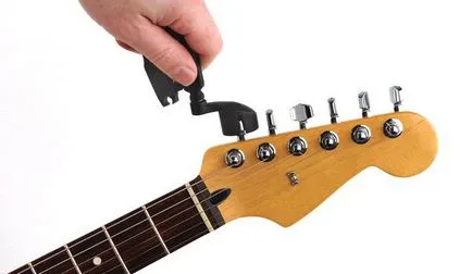 Hogyan módosítható a húrok egy gitár, dalok, akkordok, fülek, összeállítása