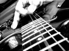 Hogyan tartsuk a pick gitár oktatás