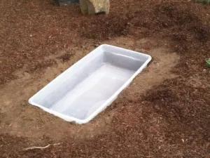 Hogyan verte a tó, a régi fürdő, a