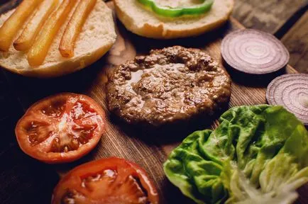 Hogyan kell főzni a tökéletes hamburger 10 éles csúcsok (fok perces) Hogyan kell főzni a tökéletes hamburger 10 jó ötletet