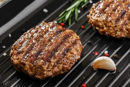 Hogyan kell főzni a tökéletes hamburger 10 éles csúcsai (szakács) Hogyan kell főzni a tökéletes hamburger 10 jó ötletet
