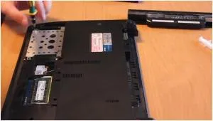Hogyan szétszedni laptop asus x53s és tisztítsa meg a portól (szétszerelni) Hogyan szétszedni laptop asus x53s és tisztítsa meg a portól