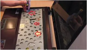 Hogyan szétszedni laptop asus x53s és tisztítsa meg a portól (por) Hogyan szétszedni laptop asus x53s és tisztítsa meg a portól