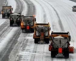Hogyan Minitraktorok járás traktor kezével