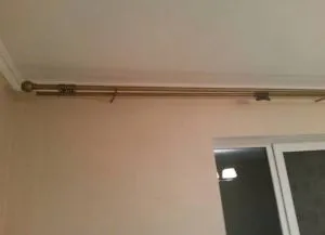 Hogyan készítsünk egy párkány a függöny a kezüket (saját) Hogyan készítsünk egy párkány függönyök kezével