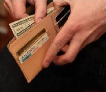 Hogyan készítsünk egy pénztárca magad, vagy mint egy ajándék, elegáns és egyszerű (pénztárca) Hogyan készítsünk egy pénztárca magad, vagy mint egy ajándék, elegáns és egyszerű