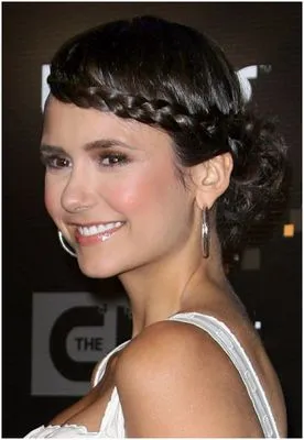 Hogyan készítsünk haj, mint Nina Dobrev, trendi frizurák 2013 - fotók (záró) Hogyan készítsünk haj, mint Nina Dobrev, trendi frizurák 2013 - fotók