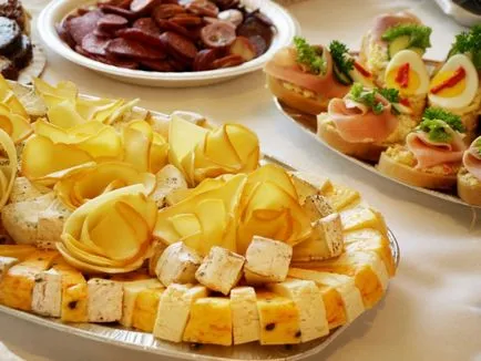 Hogyan helyezkedjenek el szépen levágja (laikus) Hogyan helyezkedjenek el szépen szeletelt