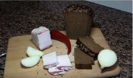 Hogyan pácolást szalonnát a sós otthon finom és gyorsan (lé) Hogyan pácolást otthon szalonna sós finom és gyors