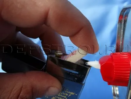 Hogyan kell kitölteni a könnyebb Zippo (Zippo) (világosabb) Hogyan kell kitölteni a könnyebb Zippo (Zippo)