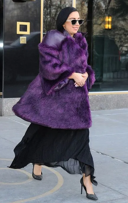 Lady Gaga és Taylor Kinney eljegyezték Valentin napon (zene) Lady Gaga és Taylor Kinney eljegyezték Valentin napon