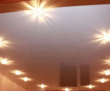 Álmennyezet spotlámpák fotó