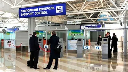 Első alkalommal egy repülőgép repülő meg kell tudni, és mit kell tenni a repülőtéren
