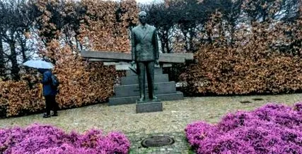 симона