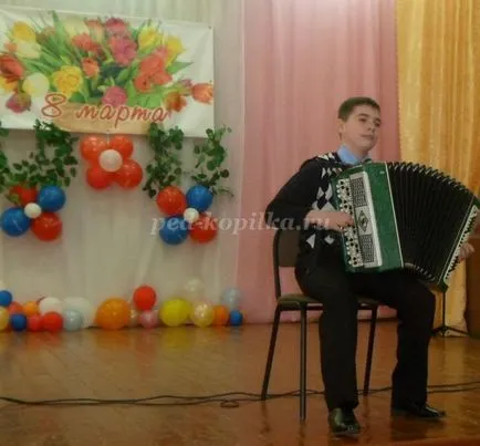 Nyaralás március 8-án az iskolában