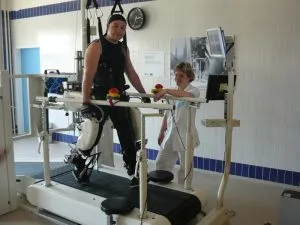 A rehabilitációs központ, hogy felépüljön a stroke - hogyan válasszuk ki, és bejutni a központban, vagy