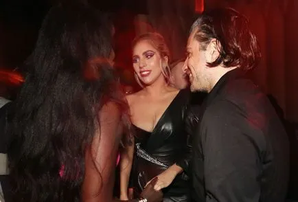Bukó Lady Gaga feleségül