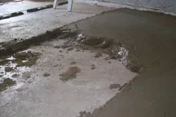 Esztrich padló a kezüket (manuális)
