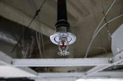 Sprinkler rendszer - száraz és a víz