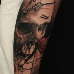 Watch Tattoo - azaz tetoválás vázlatok és fényképek (érték) Nézd Tattoo - érték tetoválás minták és képek