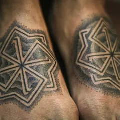 Tattoo stílus dotvork (dotwork), fotók, vázlatok tetoválás