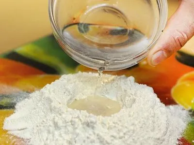 Tészta Chebureki a Cheburechnaya - a megfelelő recept