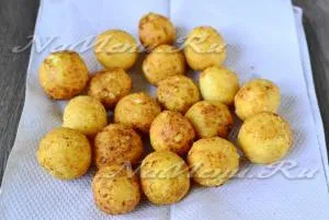 Fried sajt labdák 7 legjobb receptek (sült) Rántott sajt golyók 7 legjobb receptek
