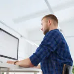 pénztáros-üzemeltető magazin online jegypénztár, okbuh (folyóirat) pénztáros-üzemeltető magazin online jegyiroda, okbuh