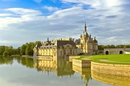Ahogy francia palotában