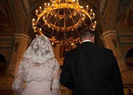 Hogyan varrni egy köpenyt, csuklyás Hogyan varrni egy köpenyt, csuklyás