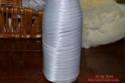 A design az üveg kezével A design az üveg kezével
