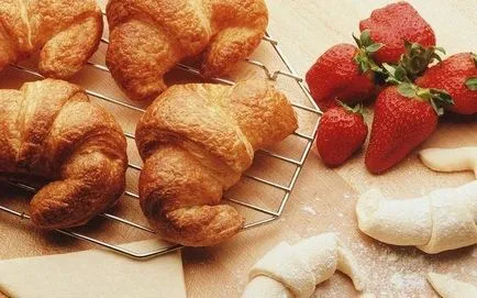 Croissant, mi ez