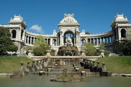 Ahogy francia palotában