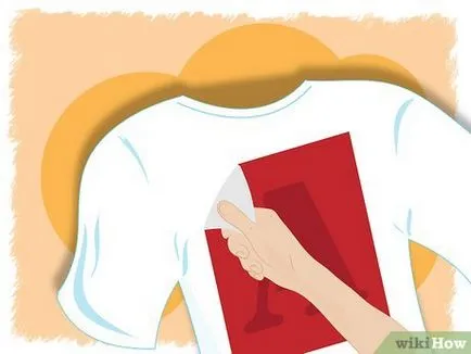 Kiírja a T-shirt kezüket