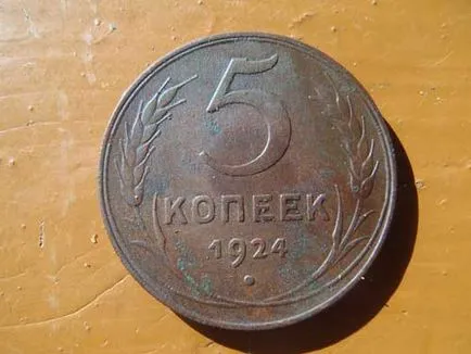 Hogyan tisztítható régi réz érme