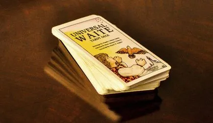 Hogyan lehet megtanulni kitalálni a Tarot