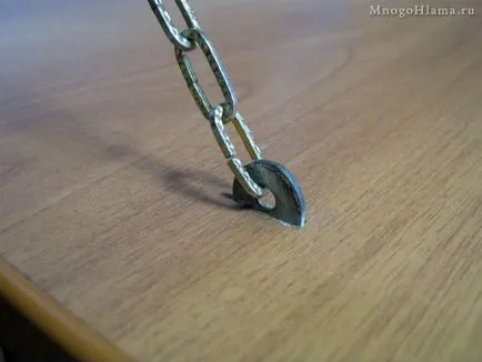 Összecsukható asztal kezével Összecsukható asztal kezével