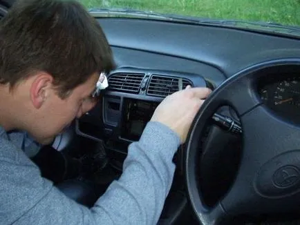 Eltávolítása rádió toyota