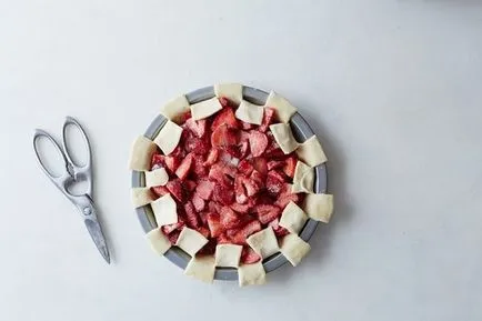 Hogyan díszíteni a kelt tésztát