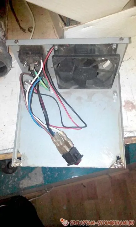 Laboratóriumi tápegység saját kezűleg Laboratóriumi tápegység saját kezűleg